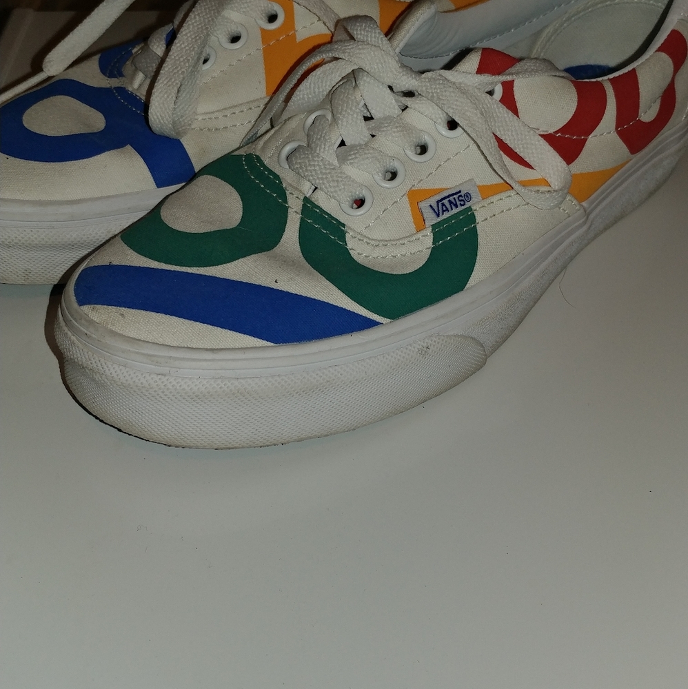 Vans - Picture 2 of 2